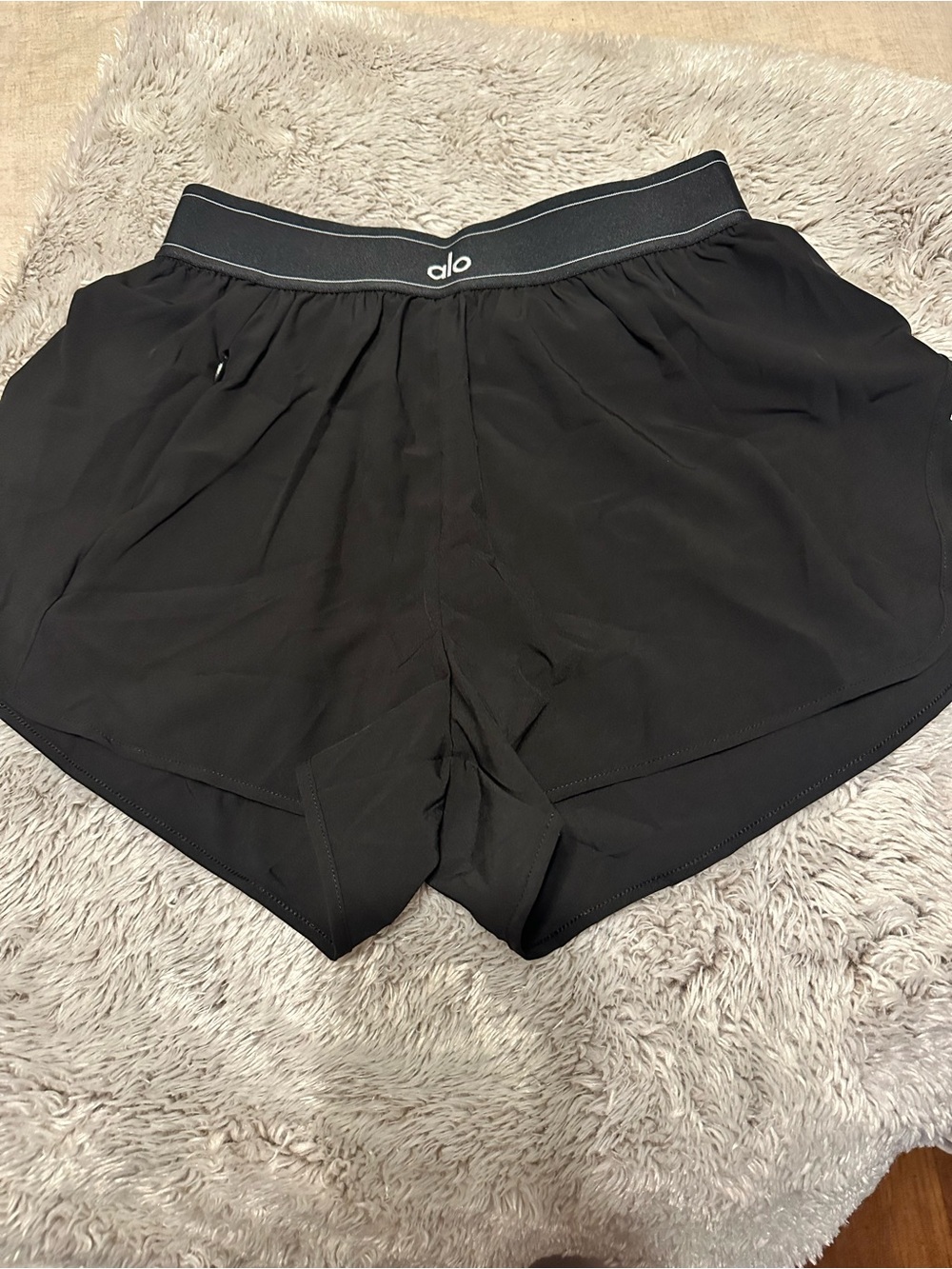 ALO Yoga Black Women's Athletic Shorts with Logo Waistband